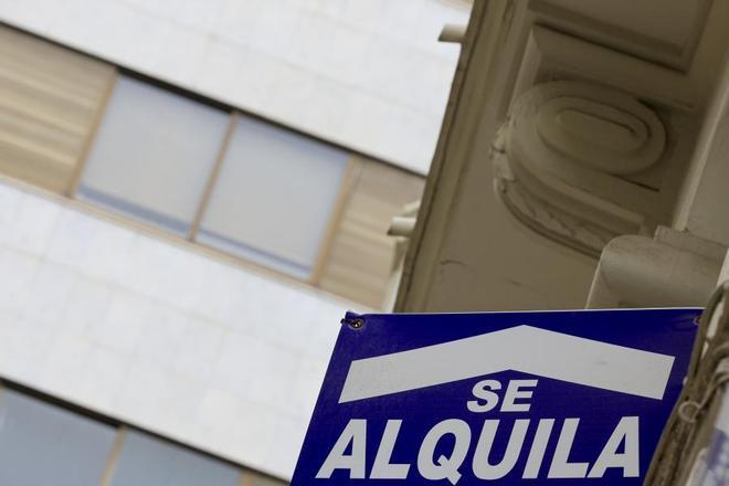 El alquiler pierde fuerza: caen los precios un 4,1% en Barcelona y se estancan en Madrid