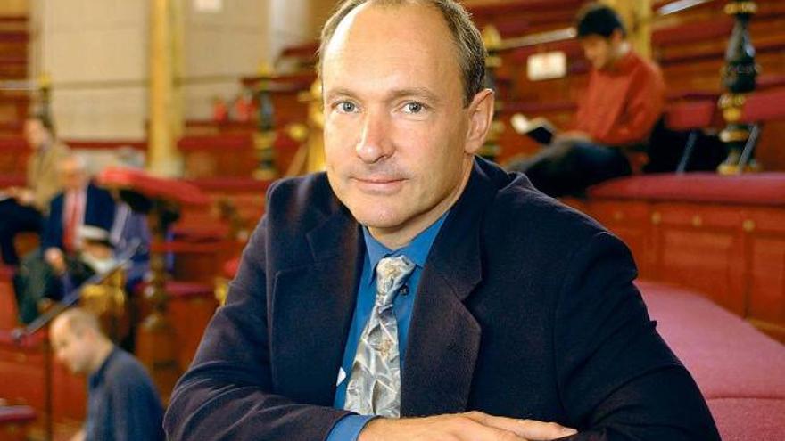 Tim Berners-Lee, el &quot;padre&quot; de la web, uno de los científicos más influyentes del planeta.  // Tony Scarpetta