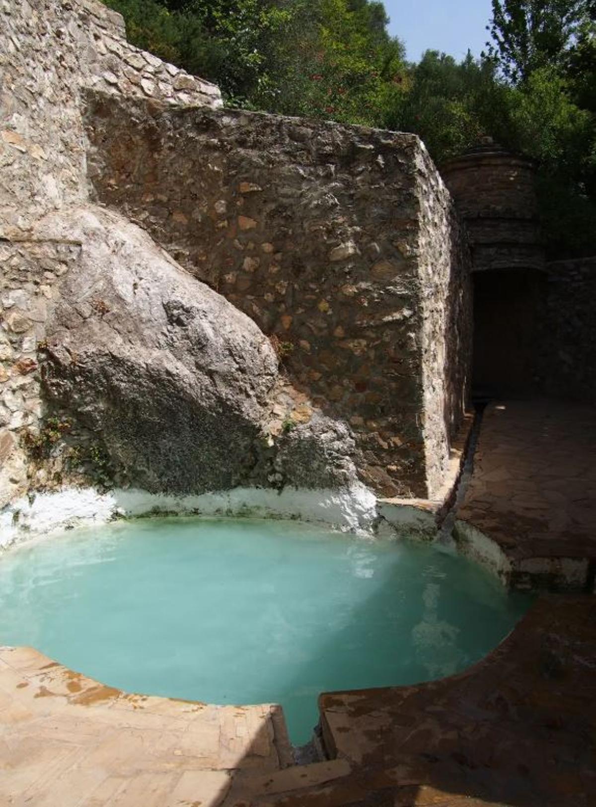 Los Baños del Vilo, el paraje natural de Málaga con aguas medicinales que casi nadie conoce