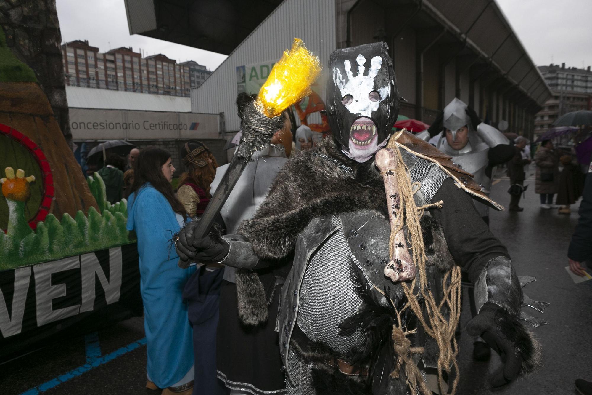 EN IMÁGENES: Gran desfile de Martes de Carnaval en Avilés