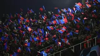 La UEFA sanciona el Barça pel comportament "racista" dels seus aficionats a París