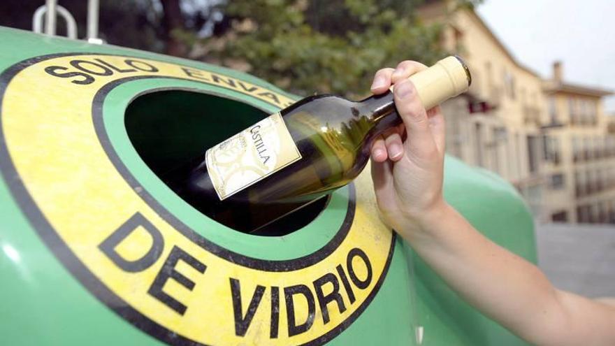 Castellón impulsa una campaña de reciclaje de vidrio durante las fiestas de Sant Pere