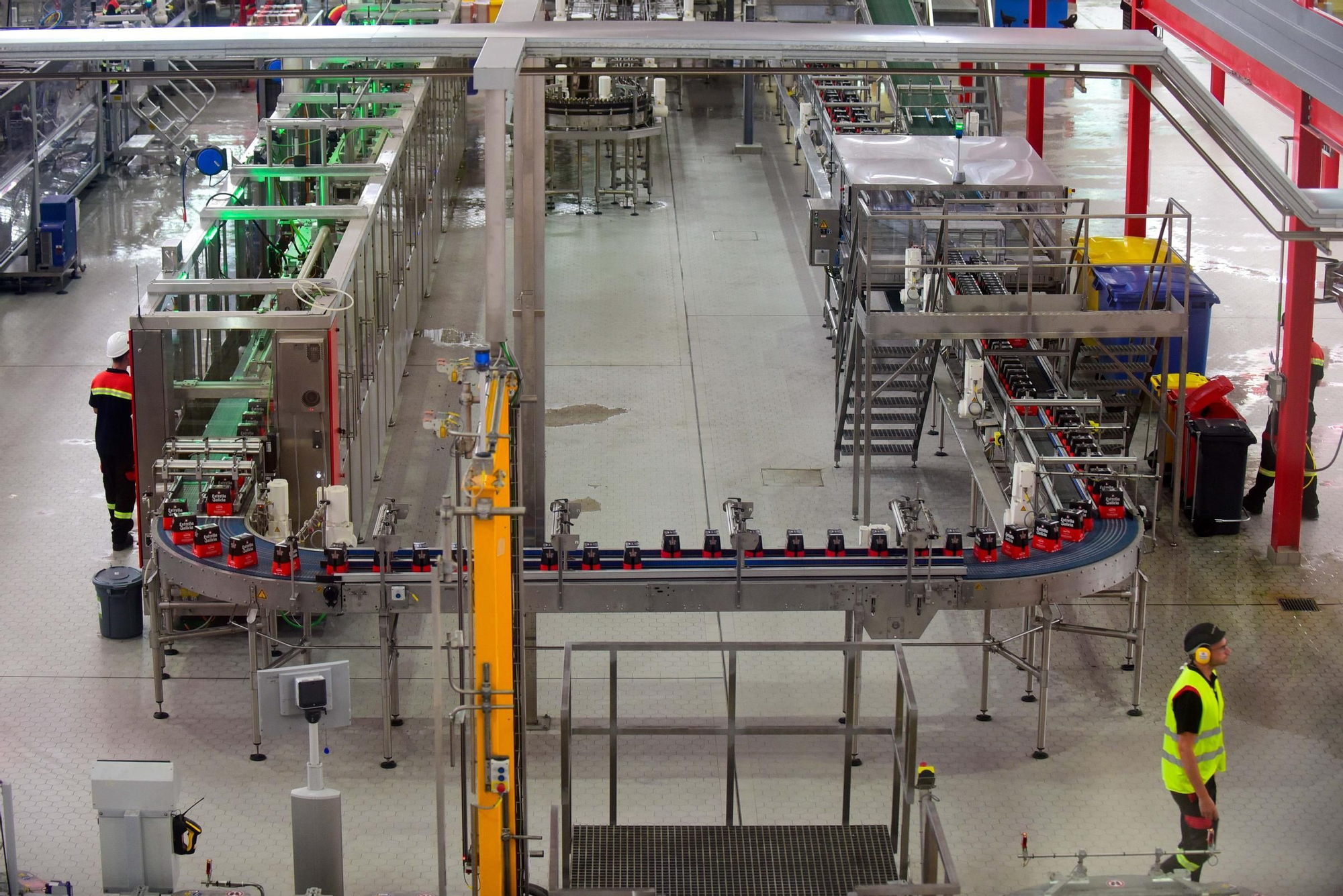 Estrella Galicia estrena 'cocina': visita a las instalaciones de la nueva fábrica en Morás