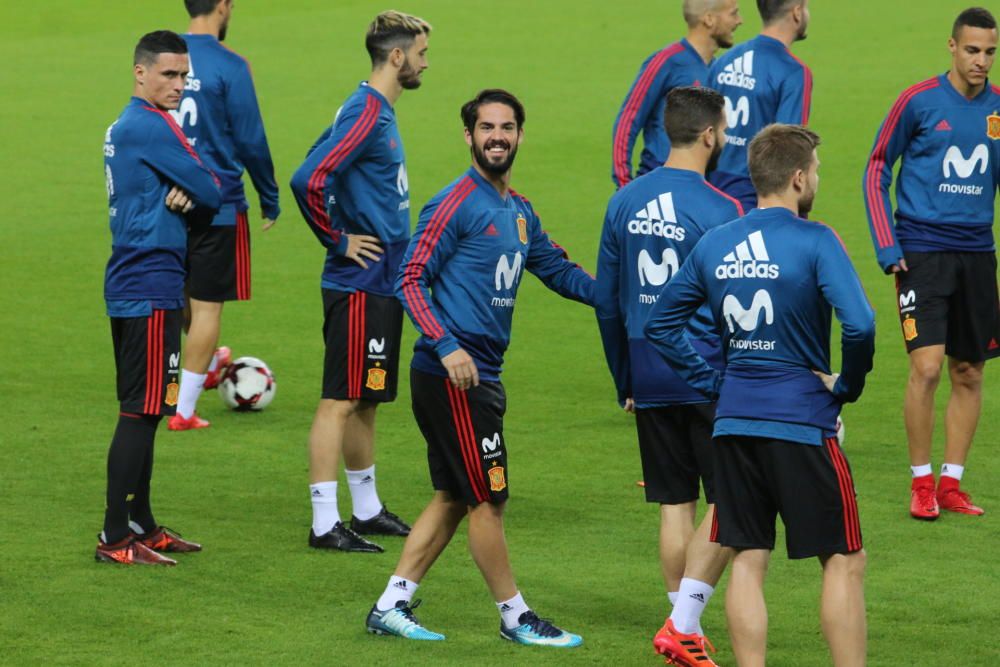 Entrenamiento y rueda de prensa de la Selección Española en Málaga