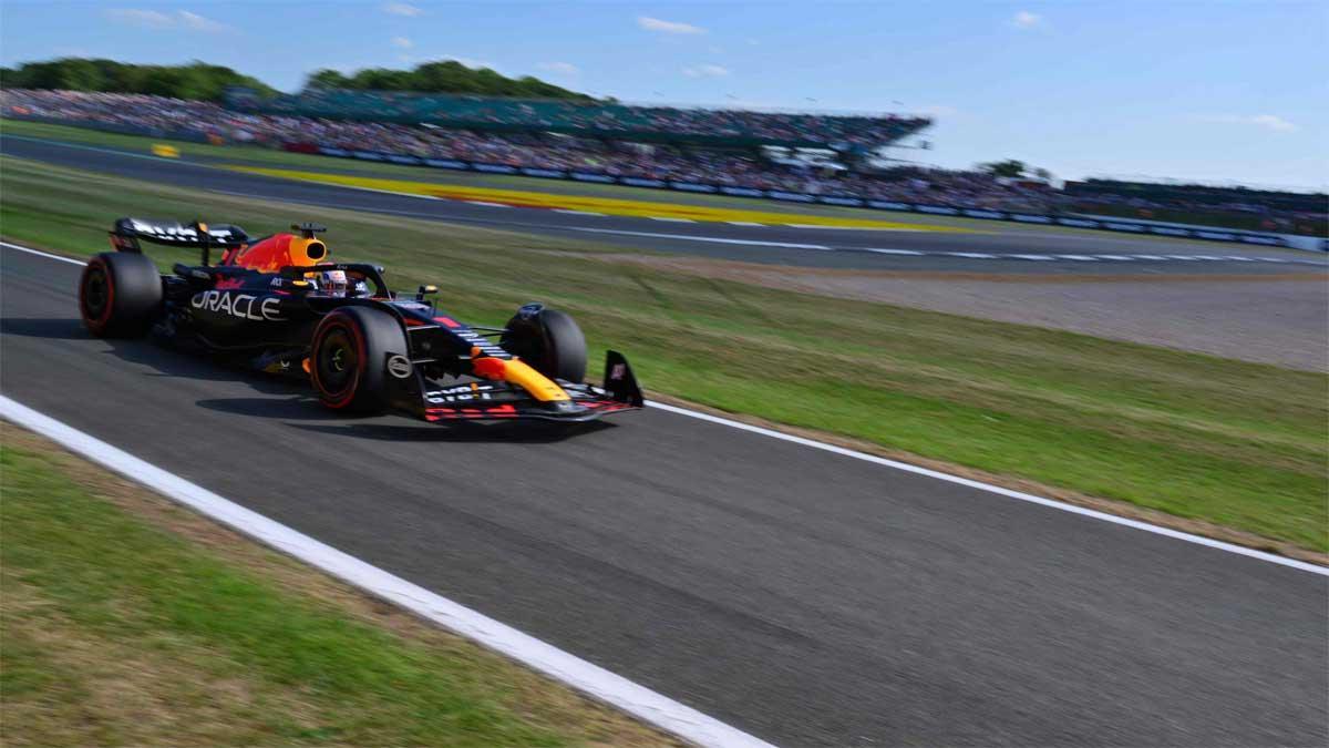 Max Verstappen, el más rápido en Silverstone