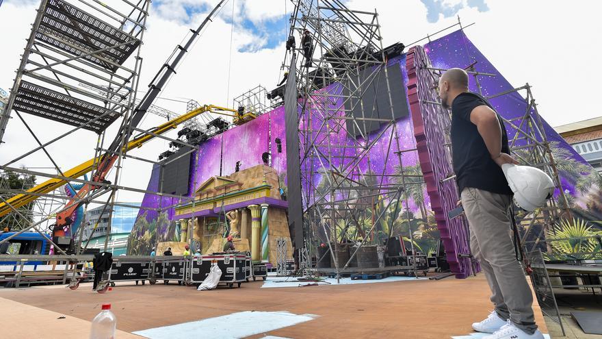 Trabajos en el escenario del Carnaval