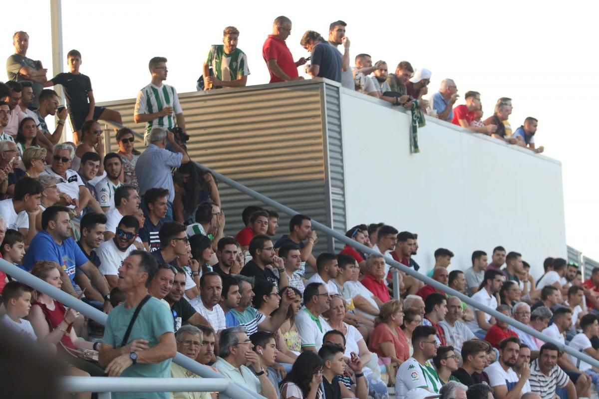 Victoria del Córdoba CF en Puente Genil