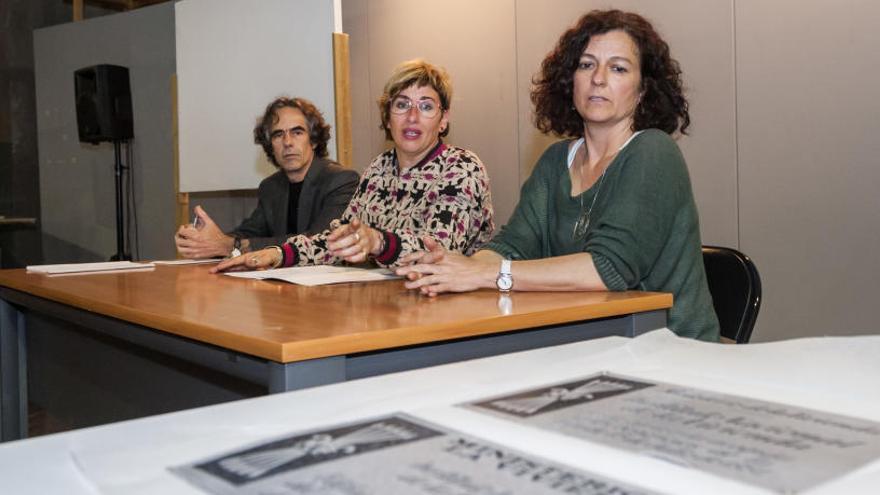 Francesc Vilà, Anna Crespo i Mercè Argemí, ahir al matí a l&#039;Espai Memòries del Museu Comarcal de Manresa.