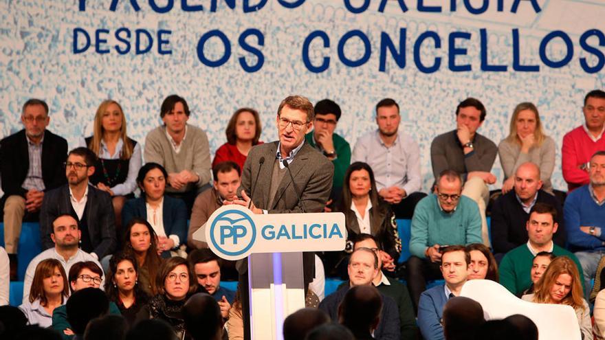 Núñez Feijóo en el encuentro de esta mañana. // Xoán Álvarez