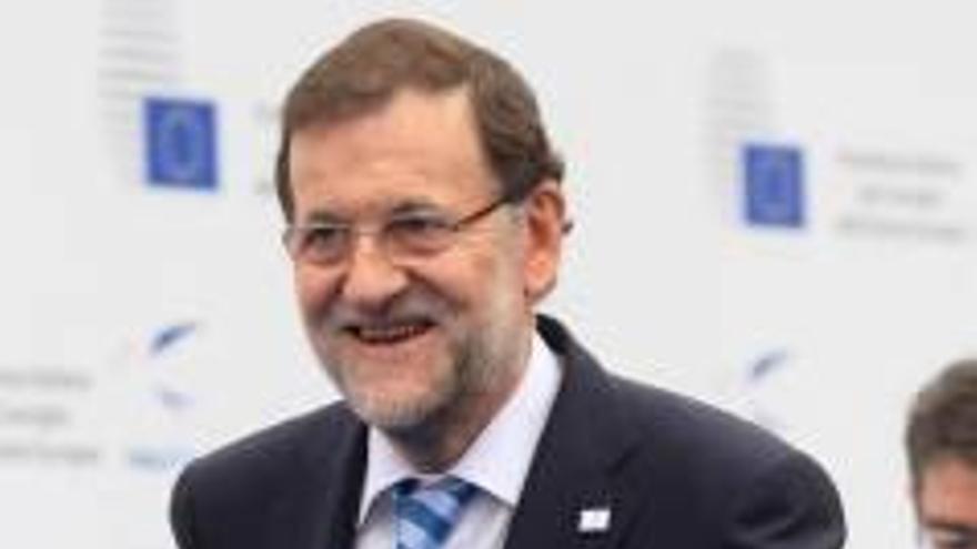 Mariano Rajoy: «Si no apoyase  a Ana Mato no sería ministra»