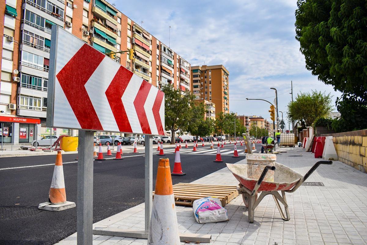 Empiezan los trabajos de la tercera fase de las obras de mejora de la C-245 en Viladecans /