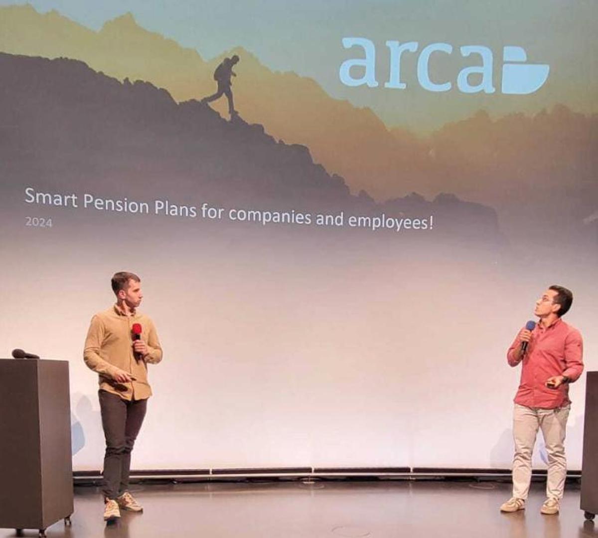 Sergio Rodrigues y Adrián Esteban, durante la presentación que hicieron de Arca en 2024 en la sede del banco suizo UBS en Zurich.