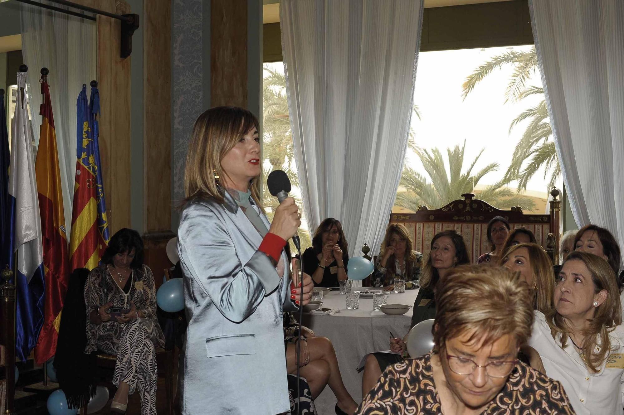 Intensa jornada de reencuentro de las antiguas alumnas de colegio Josefinas de Alicante