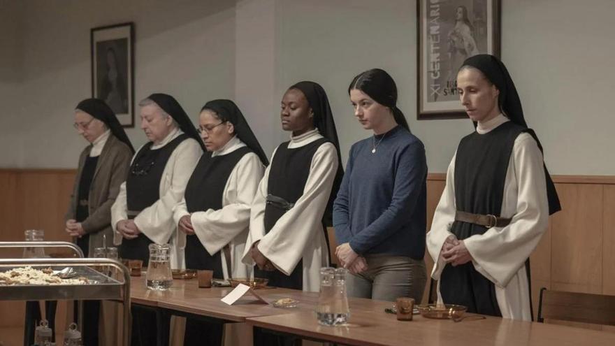 La Filmoteca d'Estiu programa la llorejada pel·lícula 'Los domingos' de Alauda Ruiz de Azúa
