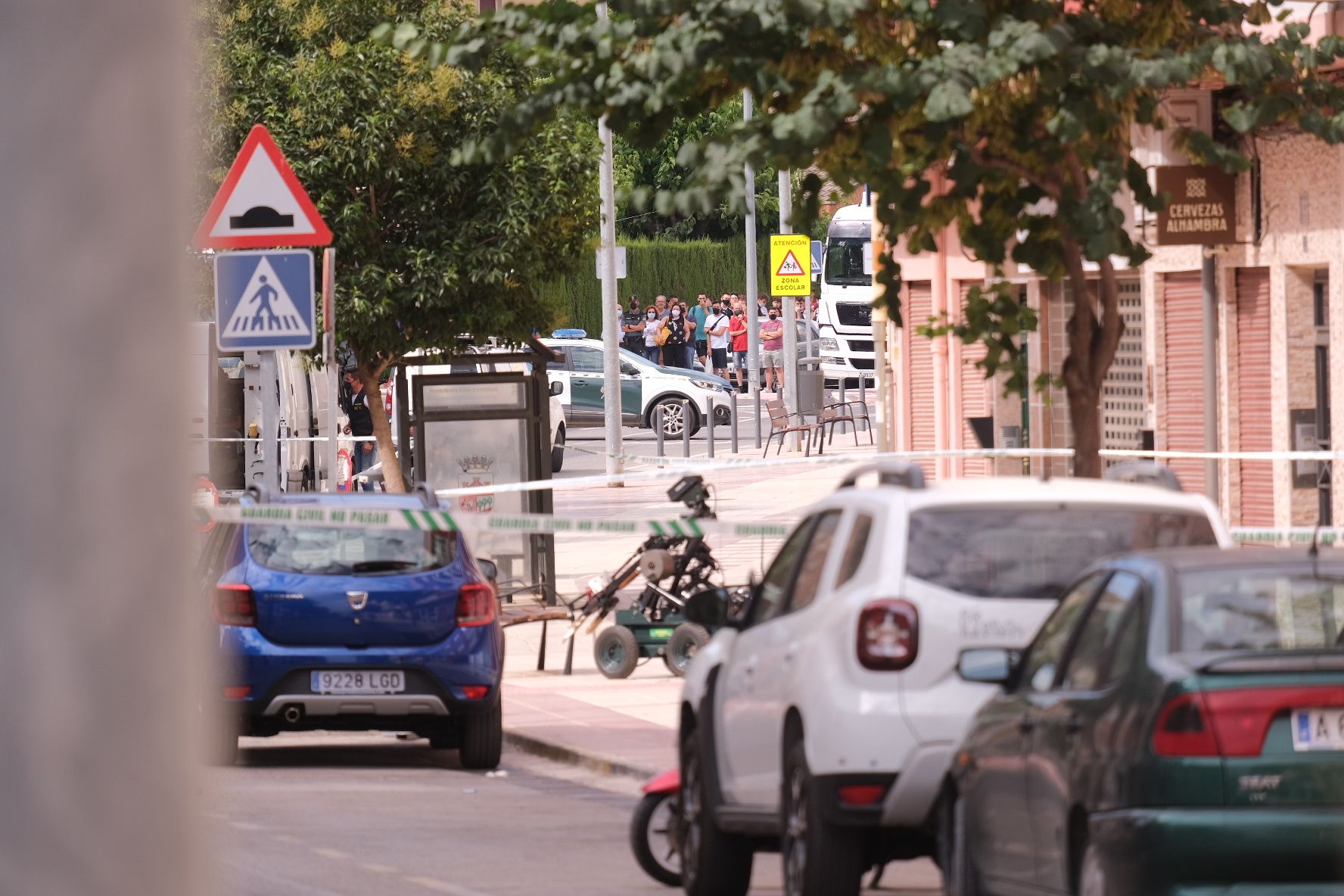 La Guardia Civil explosiona la mochila sospechosa en Sax y descarta la presencia de una bomba