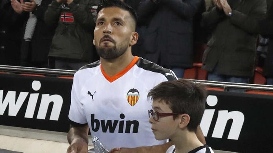 El Valencia CF pide el permiso para fichar un central