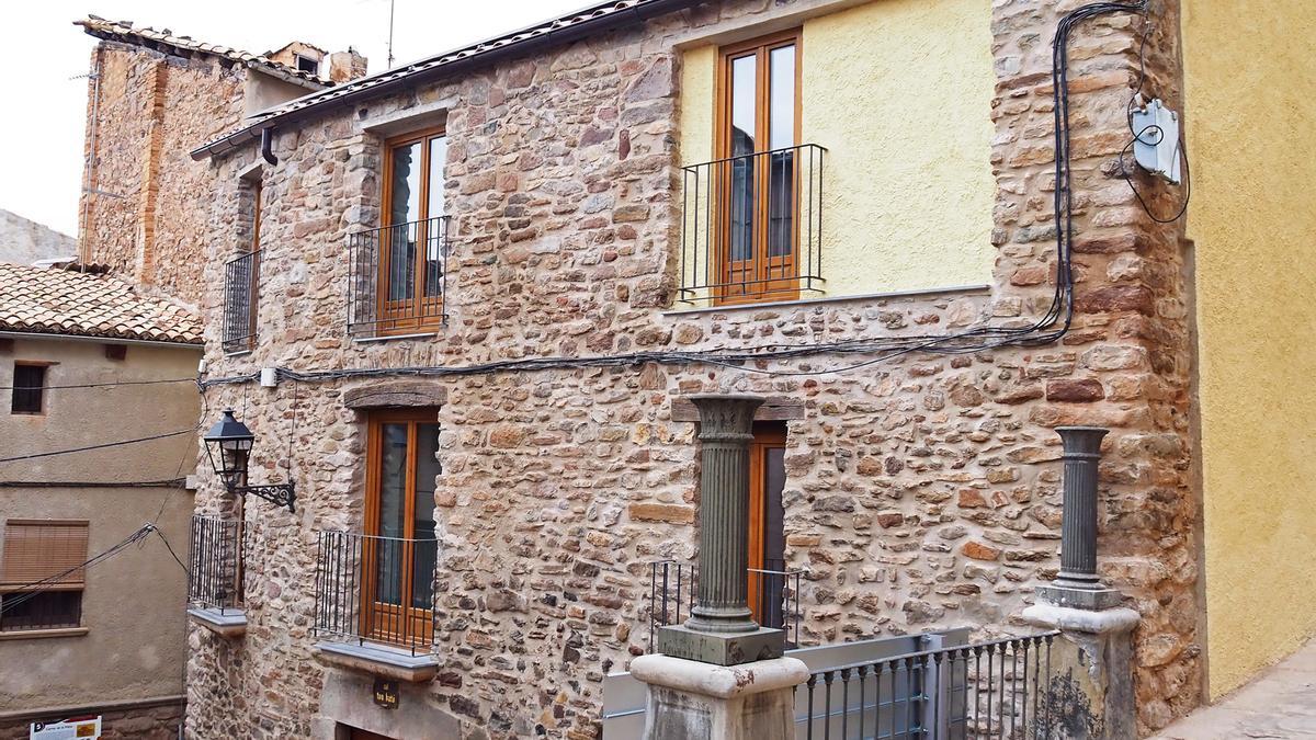 Imatge exterior de cal Ton Bató