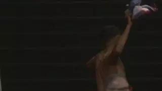 Eric vio la tarjeta roja tras impactar con Sørloth y el Barça se quedó con diez