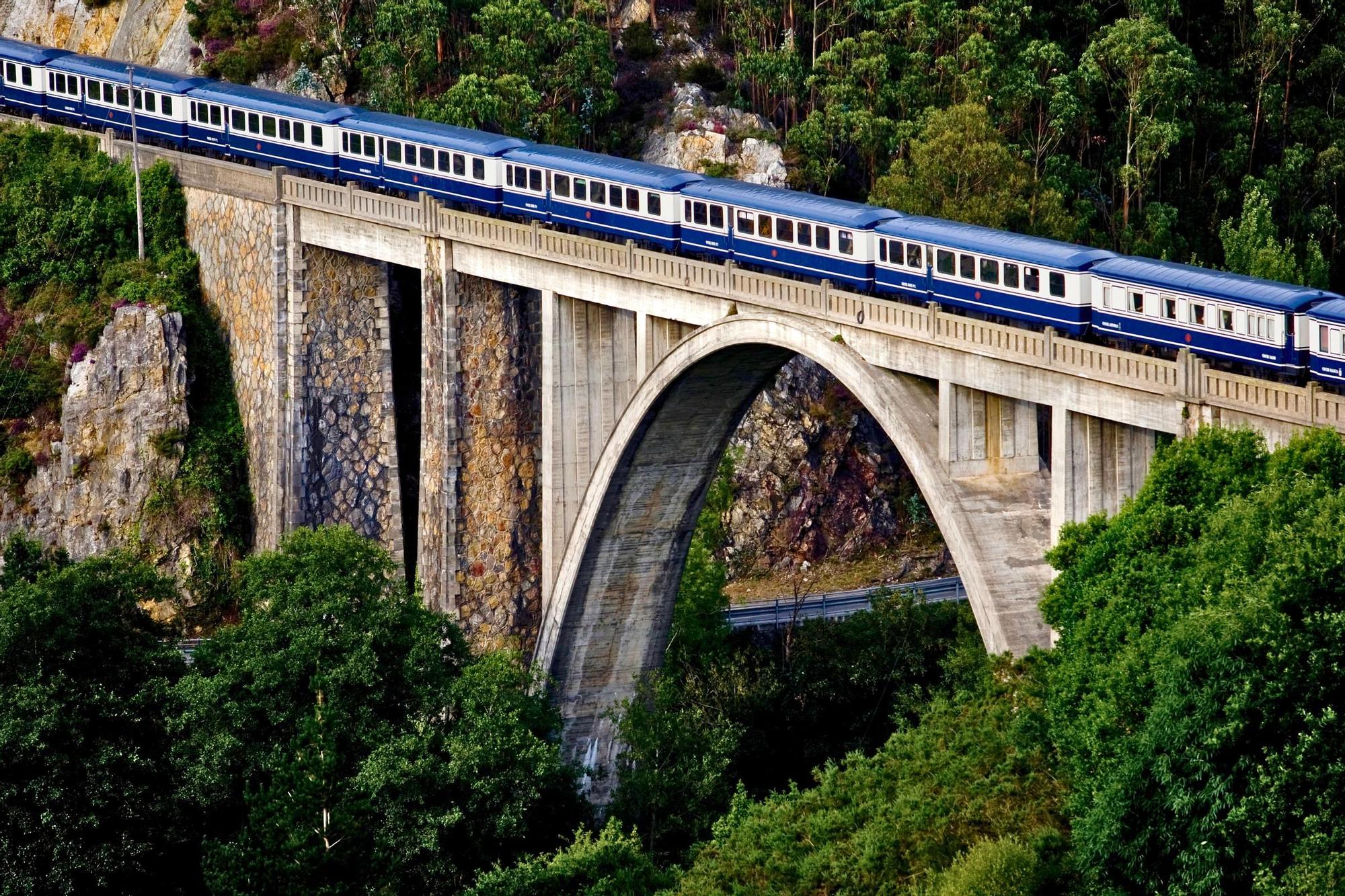 El viaje en tren más bonito y exclusivo del mundo está en España
