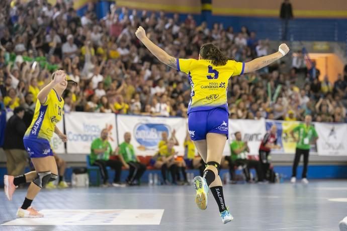 12.05.19. Telde, Gran Canaria. Balonmano femenino temporada 2018-19. Rocasa Gran Canaria-Pogon Szczcin. Final EHF Challenge Cup. Pabellón Rita Hernández . Foto Quique Curbelo  | 12/05/2019 | Fotógrafo: Quique Curbelo