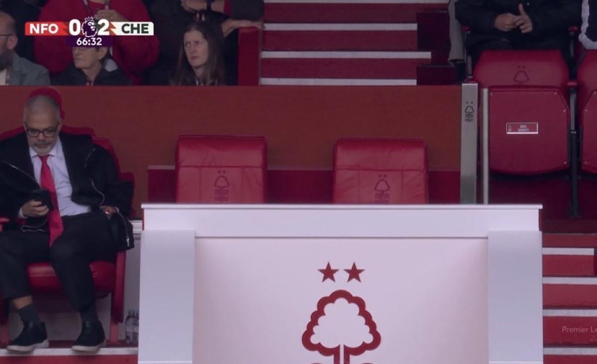 Imagen del palco vacío durante el Nottingham-Chelsea