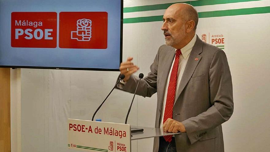 Luis Ángel Hierro, durante su visita del pasado viernes a la sede provincial del PSOE malagueño.