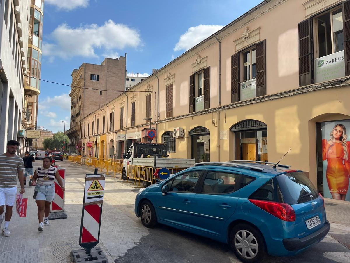 La calle Bisbe Perelló de Palma tiene pendiente todavía el asfaltado definitivo