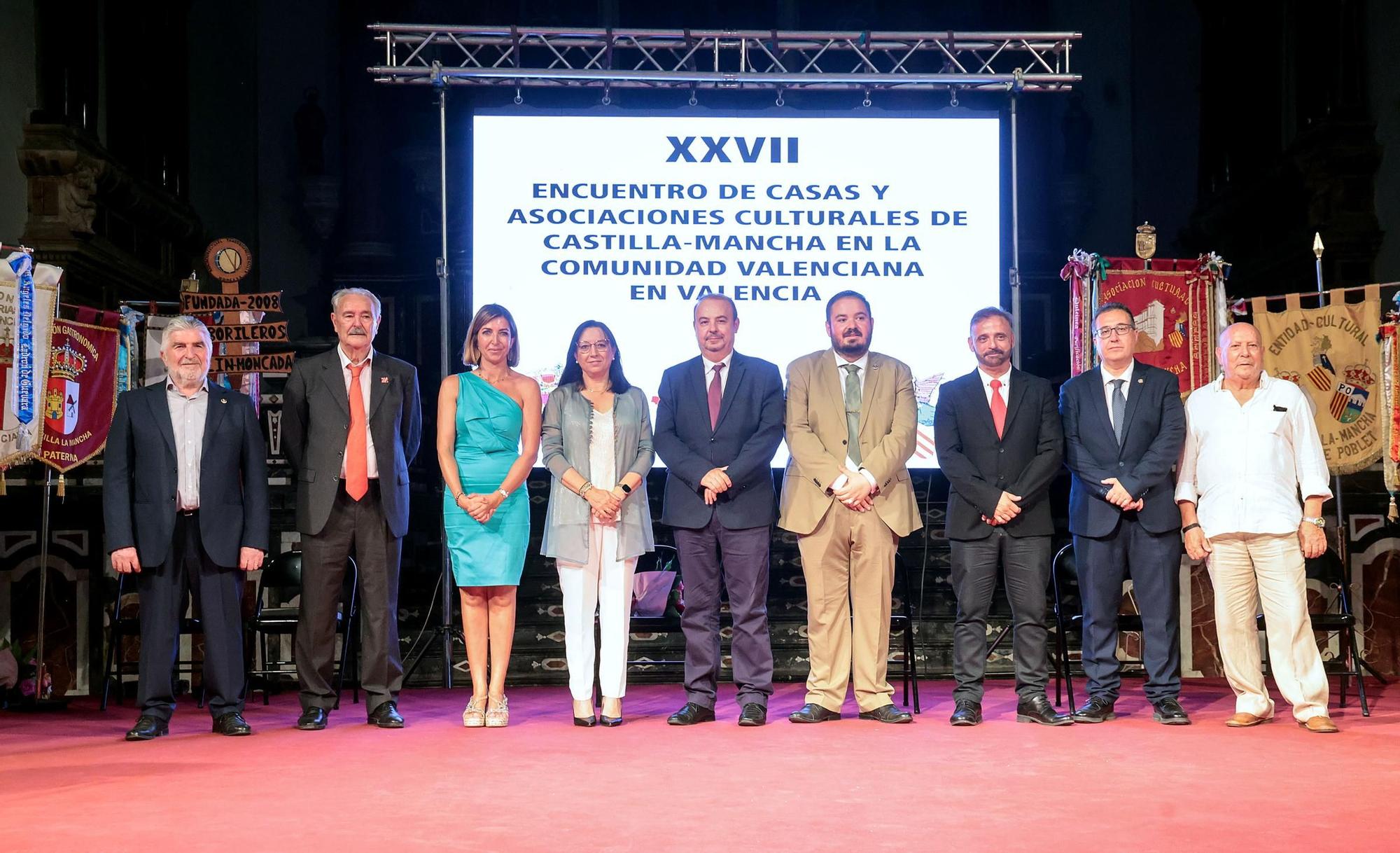Las casas de Castilla La Mancha en València premian a Benito Núñez y Solán  de Cabras