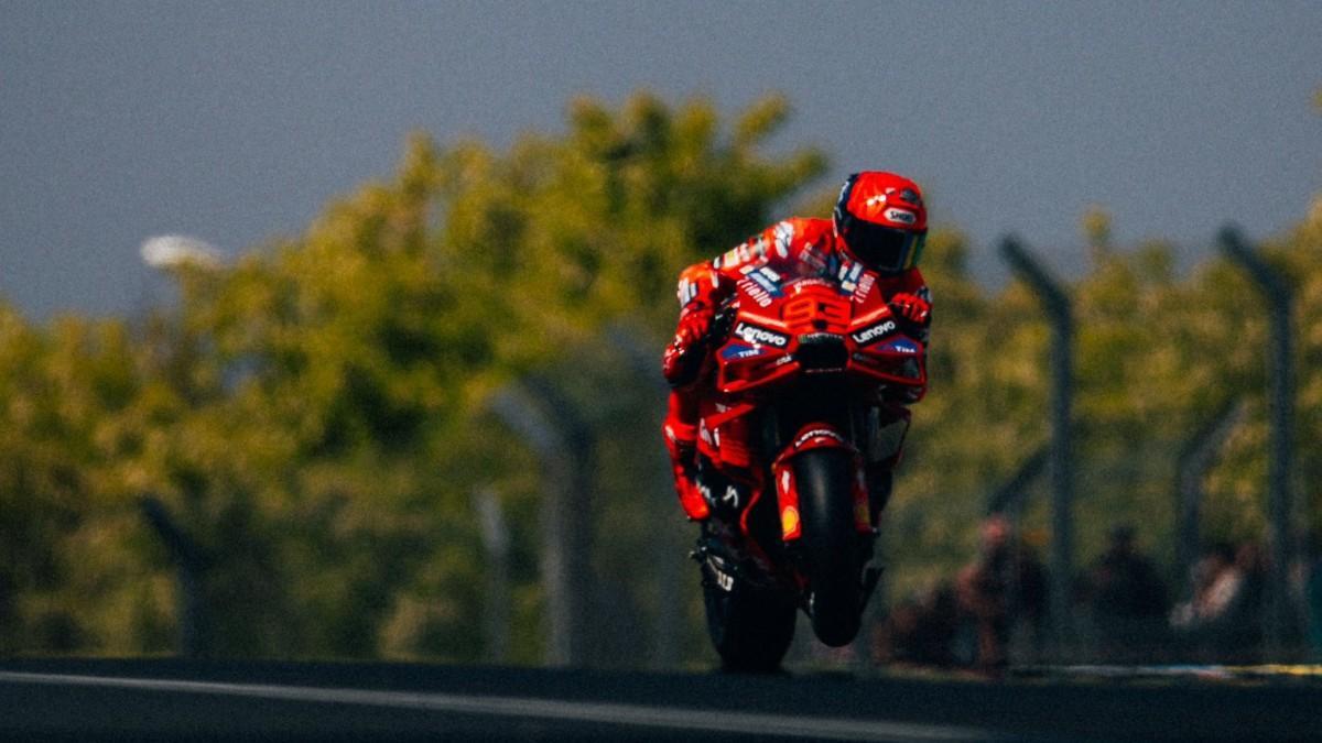 Marc Marquez en los FP1 en el trazado de Le Mans