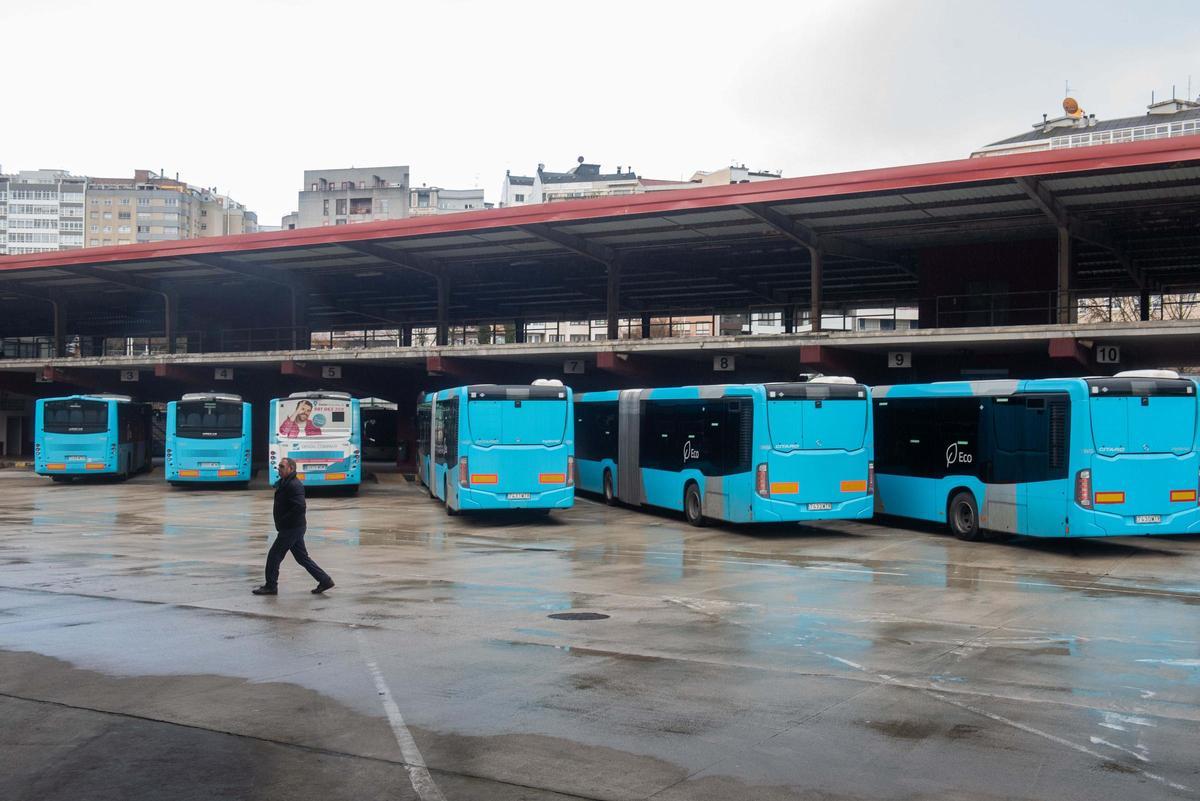 Huelga del transporte interurbano: otro día con los buses parados en la estación de A Coruña