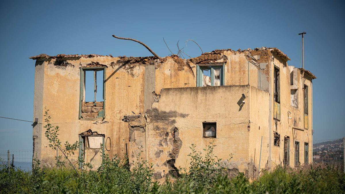 La Casa Amarilla en ruinas