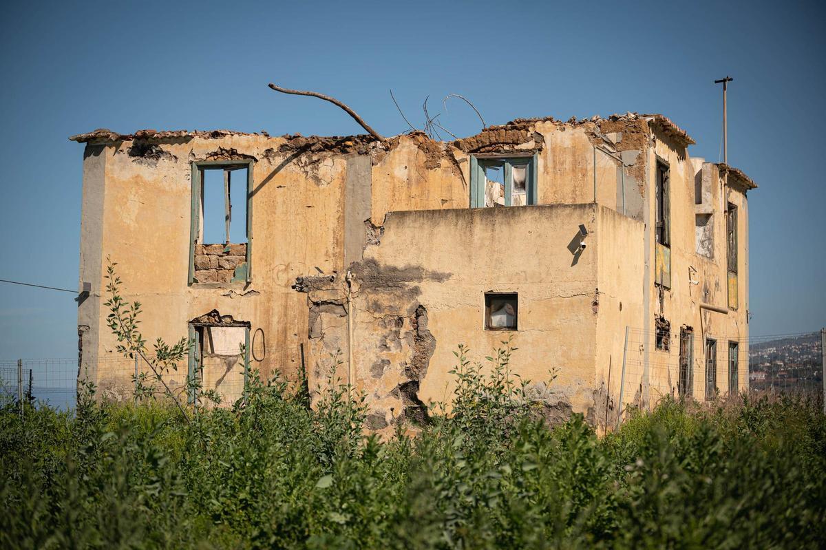 La Casa Amarilla en ruinas