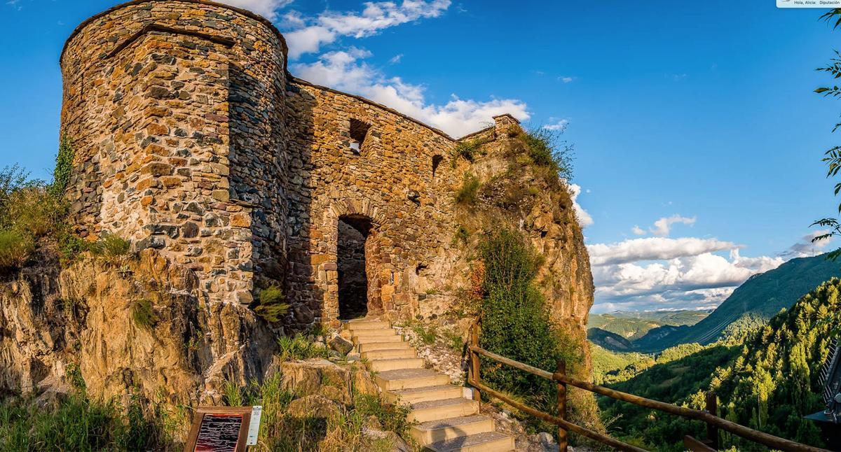 Castillo de los Azcón, en Castarné.