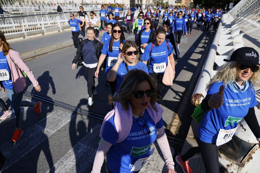 Imágenes del recorrido de la Carrera de la Mujer: avenida Pío Baroja y puente del Reina Sofía (I)