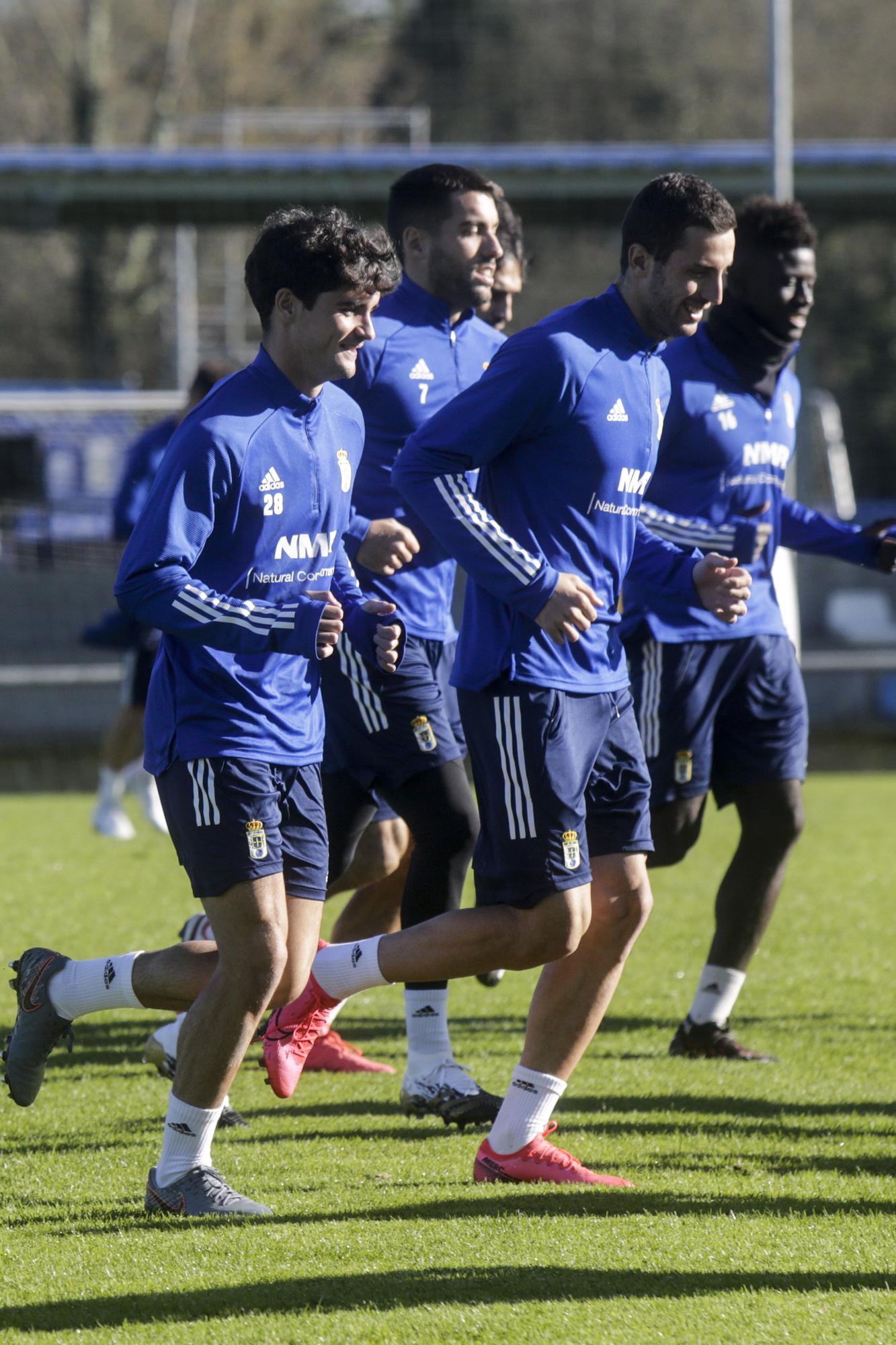 El último entrenamiento del Oviedo antes de recibir al Fuenlabrada