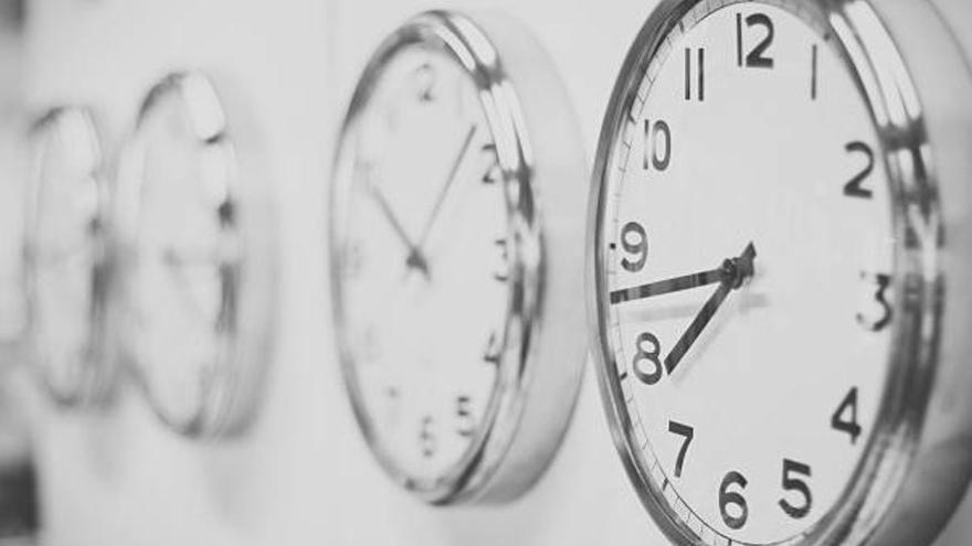 Este fin de semana habrá que tocar el reloj: día y la hora exacta que tendrás que hacerlo