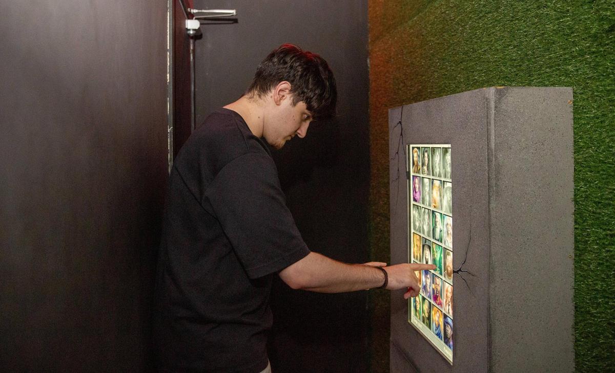 Así es GameSide, el nuevo complejo de ocio inmersivo de Terrassa con juegos de acción, QuizShow y karaoke