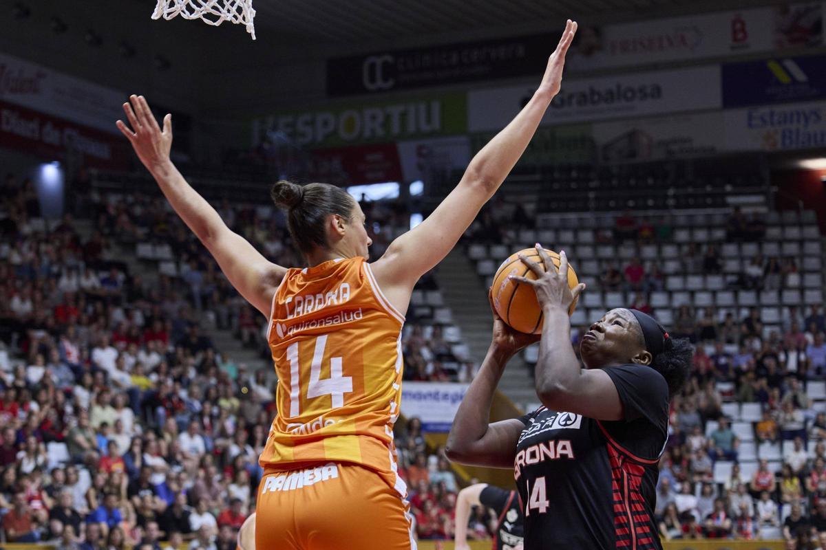 Les imatges del partit de tornada de la semifinal del play-off entre l'Spar Girona i el València