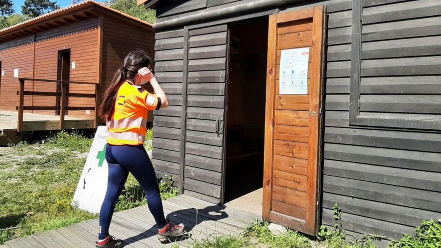 El puesto de atención médica situado en la isla de Ons. | // FDV