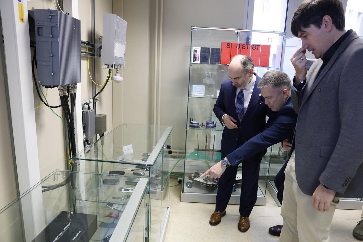 La visita del rector al Campus de Gijón, en imágenes