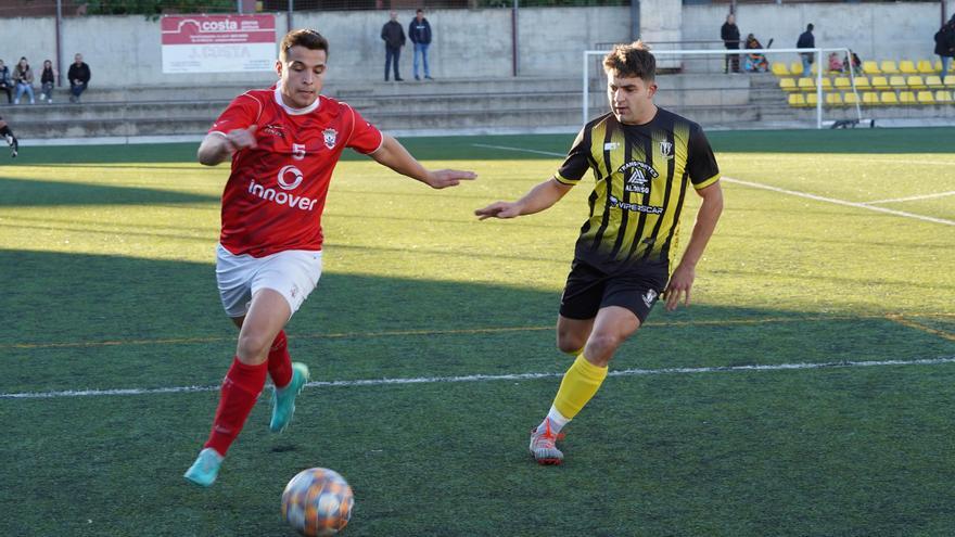 El Navàs B esgarrapa dos punts al líder Cardona (2-2)