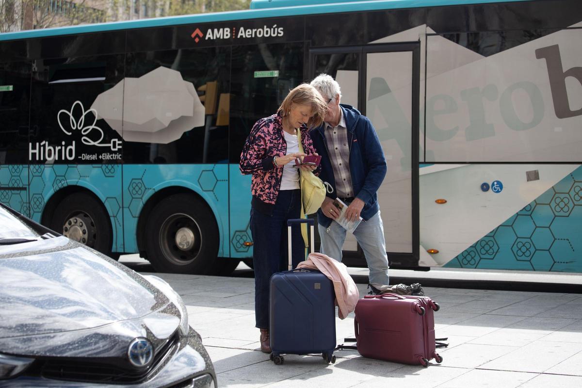 Los turistas llenan Barcelona pese al mal tiempo