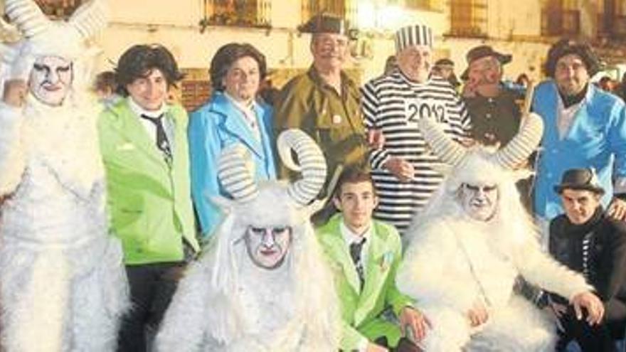 De la Torre reivindica en su pregón la historia del carnaval en Córdoba