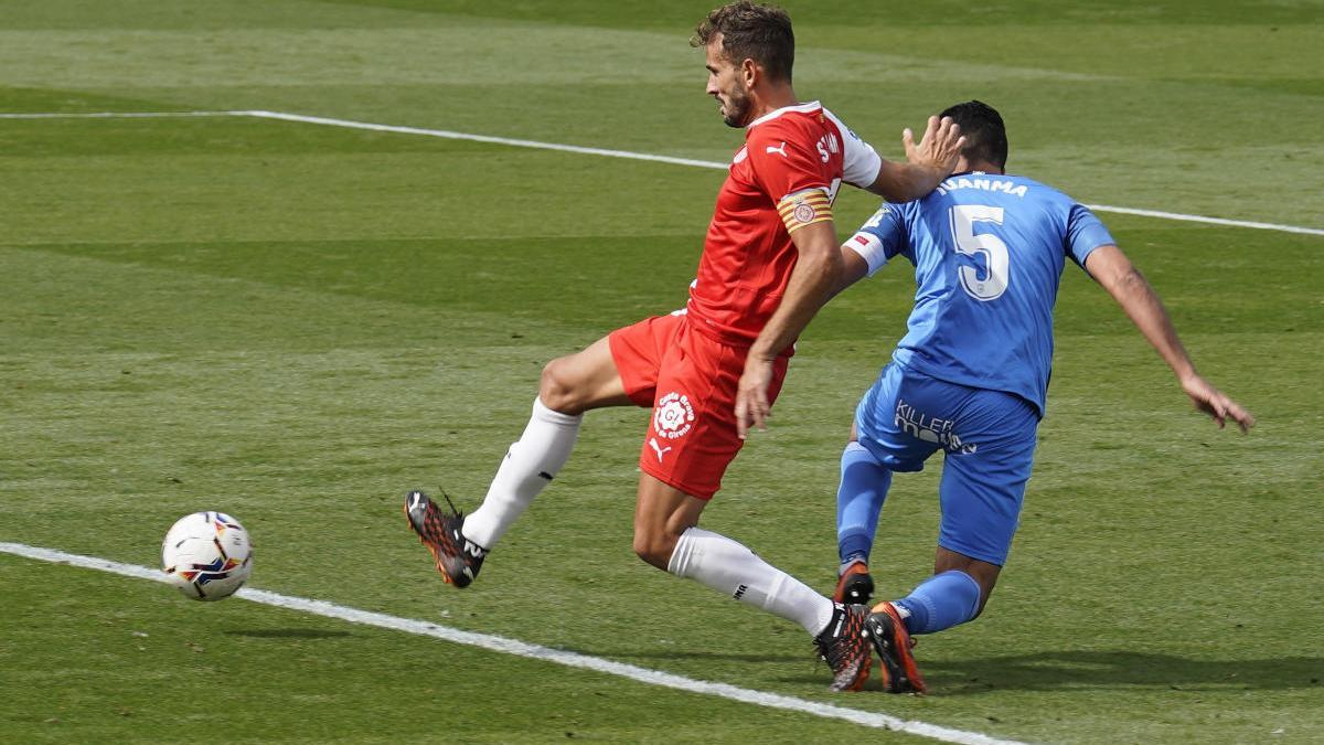 Stuani, en una acció contra el Fuenlabrada.