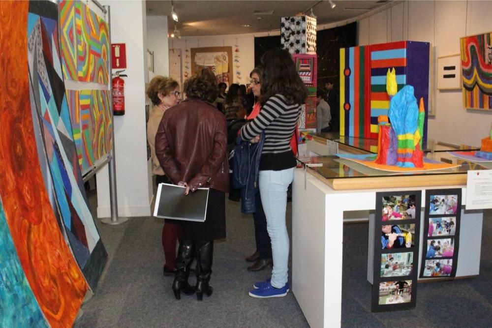 Exposición ''Somos Creativos'' en la BRMU