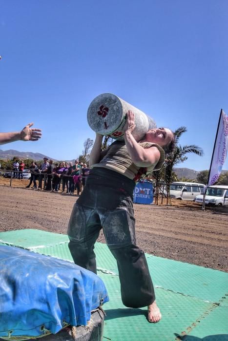 Tributo a la mujer en el deporte autóctono