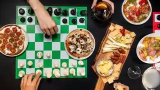 El homenaje a la cultura persa de Gambit Café, el primer 'chess bar' de Madrid