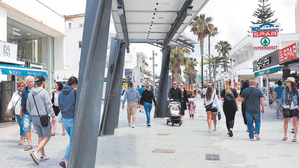 Die Gemeinde hat einen großen Teil der Fußgängerzone von Cala Millor neu gestaltet.