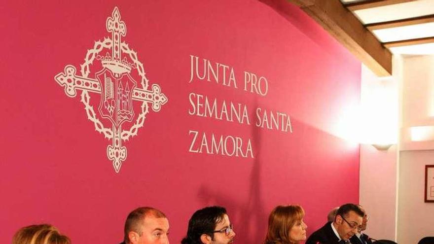 Semana Santa en Zamora: Nuestra Madre estudiará si es viable que desfile el Yacente de Flecha