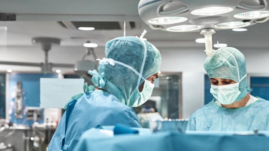 Sanidad analizará la situación de los implantes con científicos y pacientes